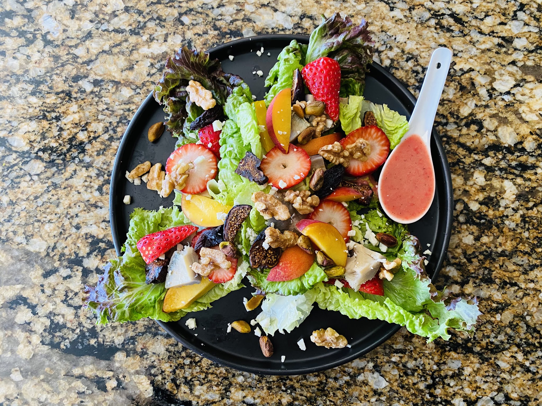 Ensalada de lechuga con Salsa de Vinagreta de Fresas